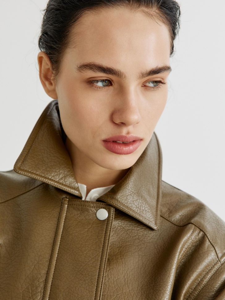 куртка оверсайз из экокожи по цене 6999 руб вид справа