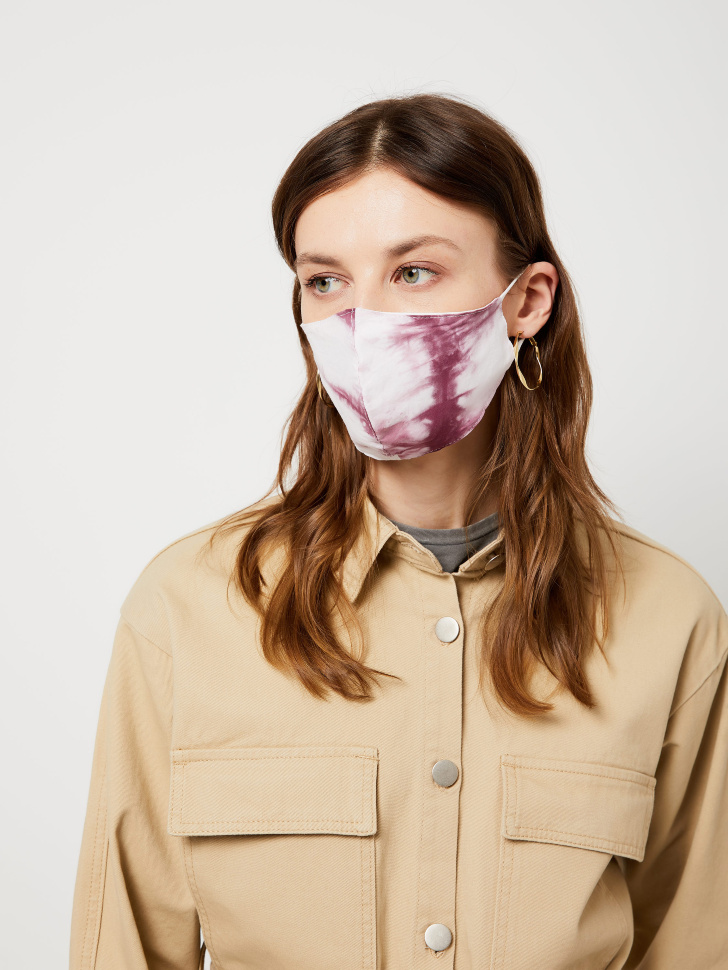 

Набор с маской для лица и резинкой для волос