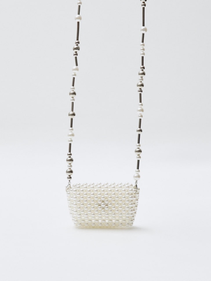 cумка-картхолдер из искусственного жемчуга 4610517252982 по акции