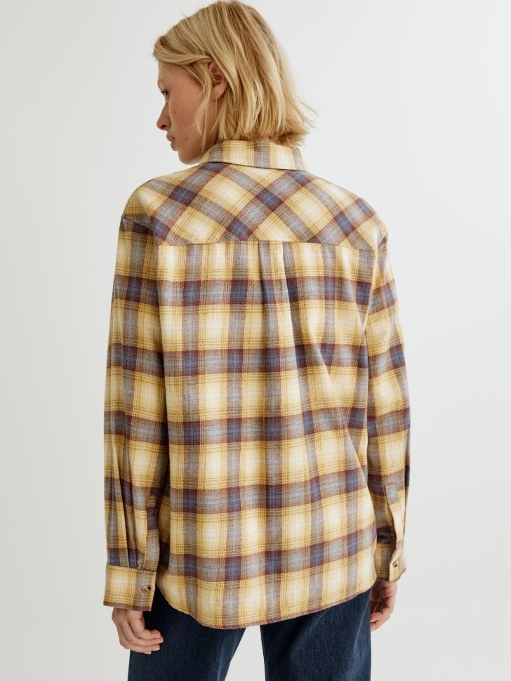 рубашка оверсайз из хлопка по цене 2999 руб вид справа