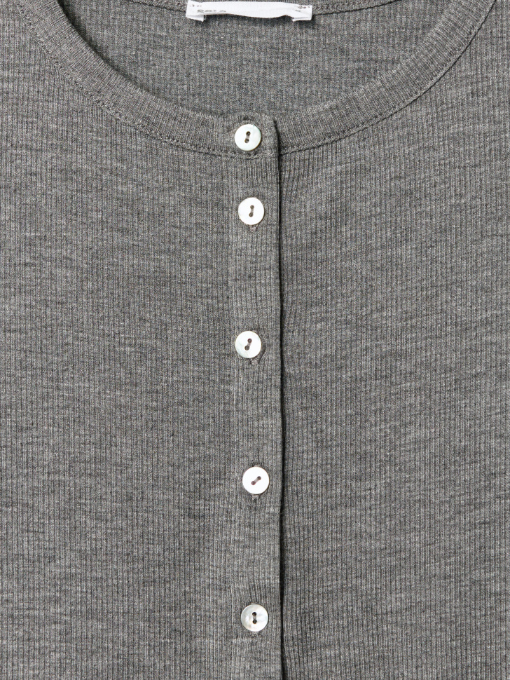 кардиган на пуговицах в рубчик от бренда sela вид слева