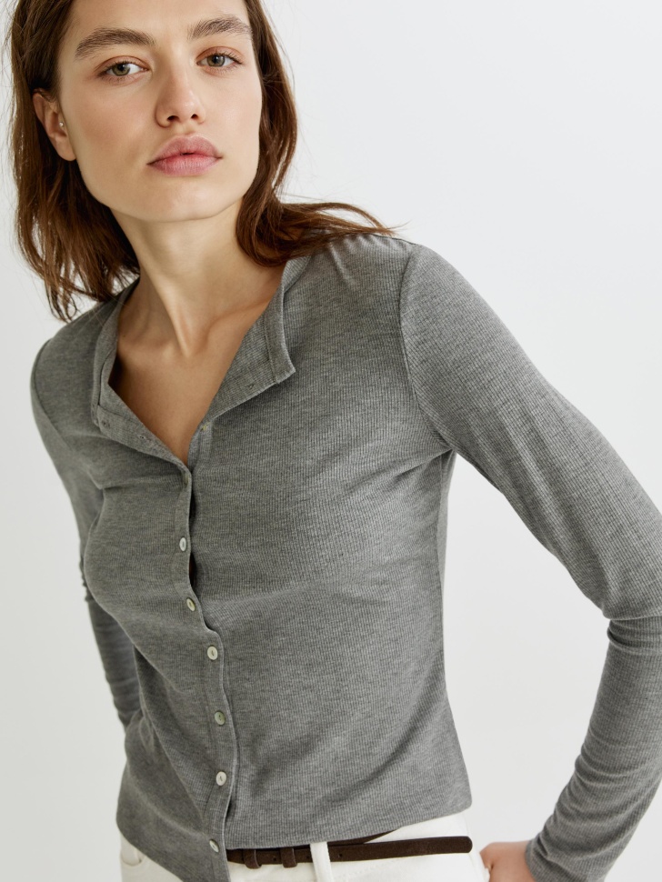 кардиган на пуговицах в рубчик из тенселя спереди