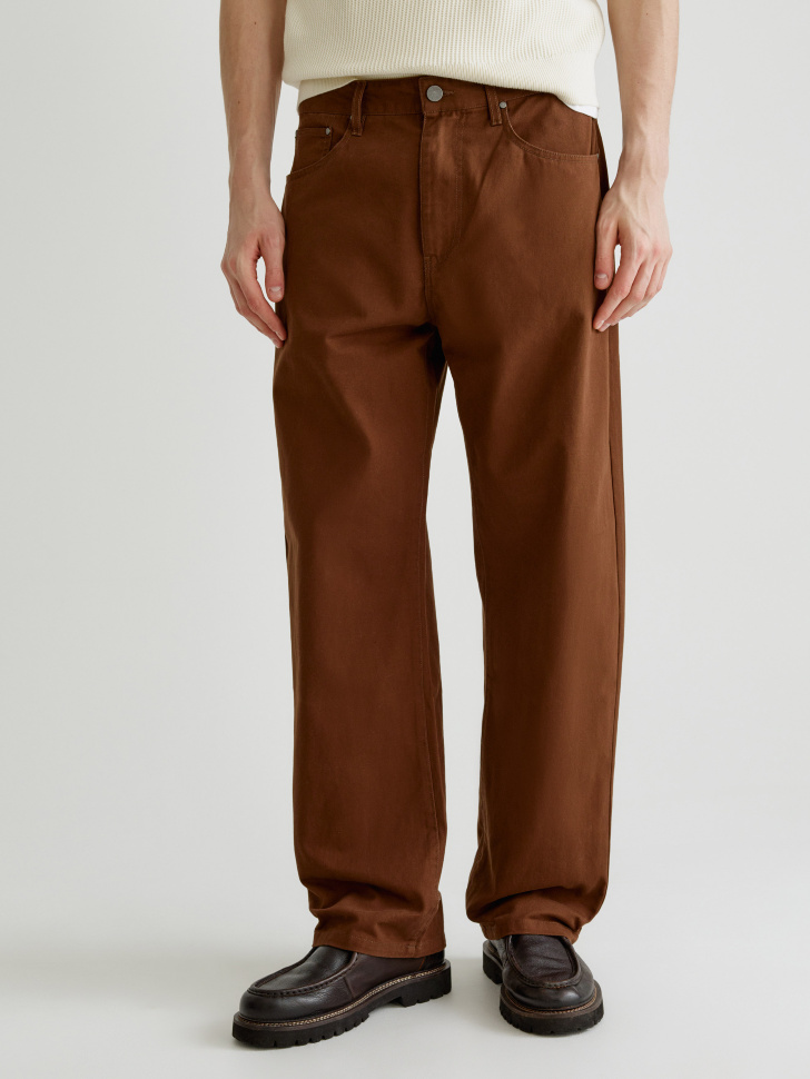 брюки из хлопкового твила от бренда sela вид слева