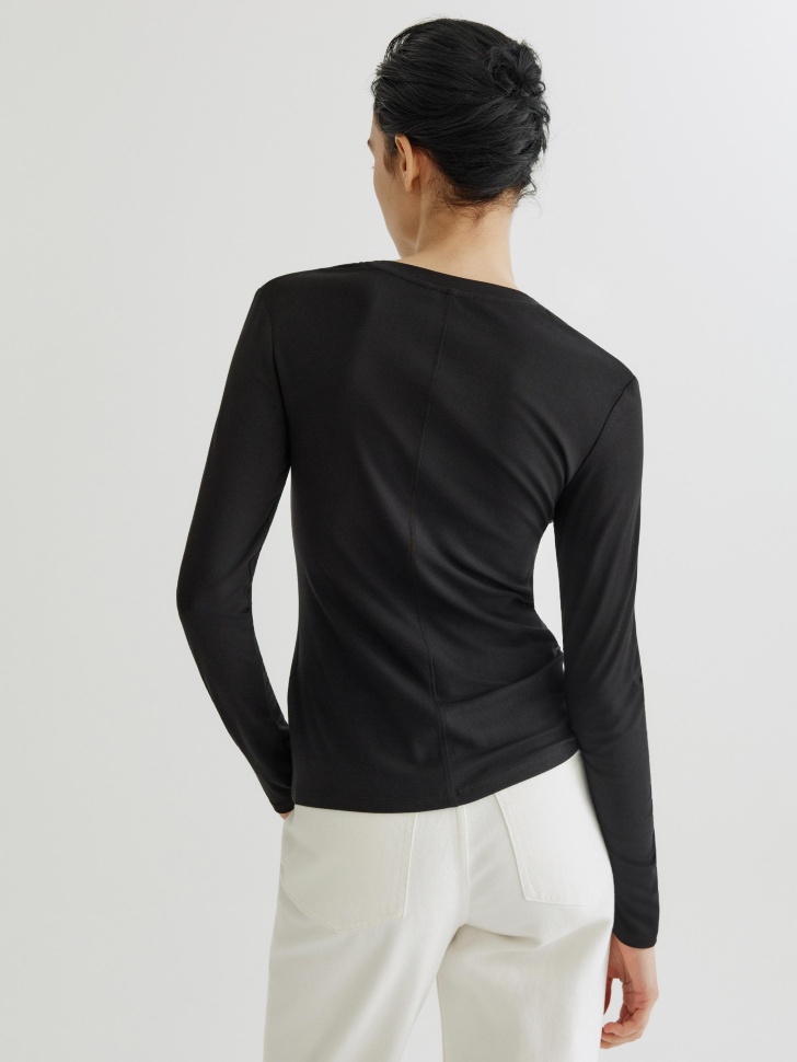 лонгслив из смесового модала по цене 1799 руб вид справа