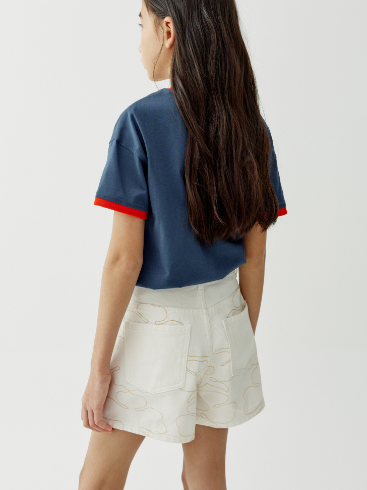 джинсовая юбка-шорты с вышивкой для девочек от бренда sela вид слева