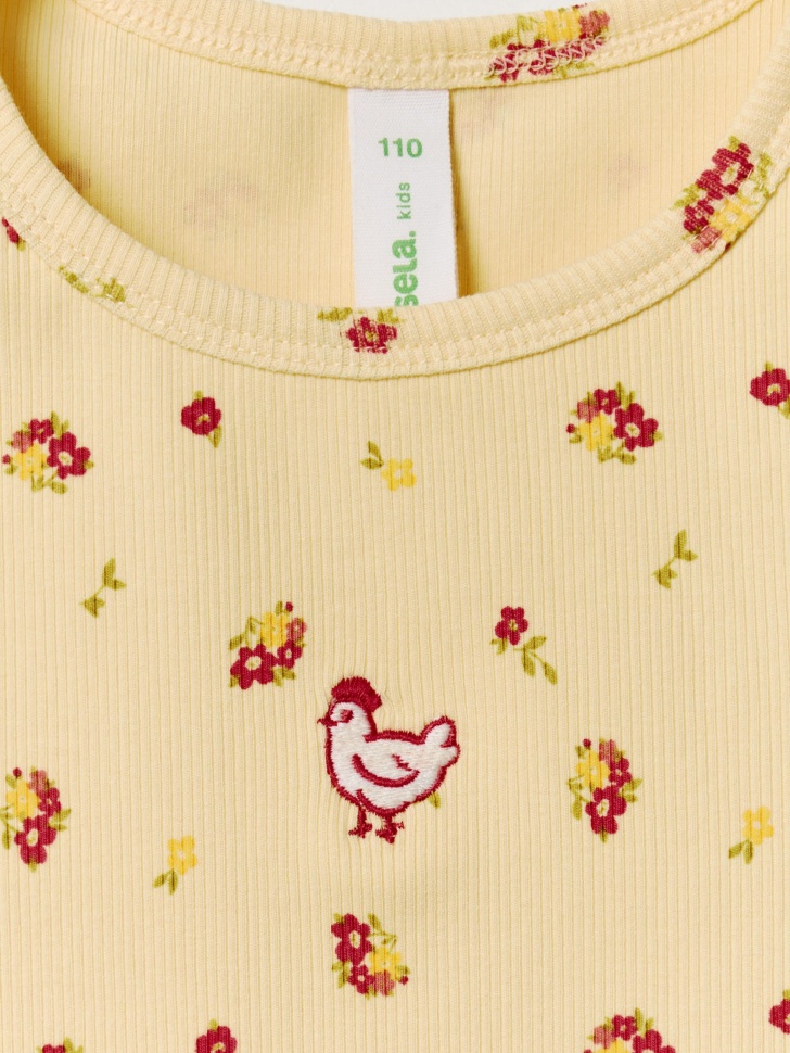 топ с вышивкой для девочек из россии вид сбоку