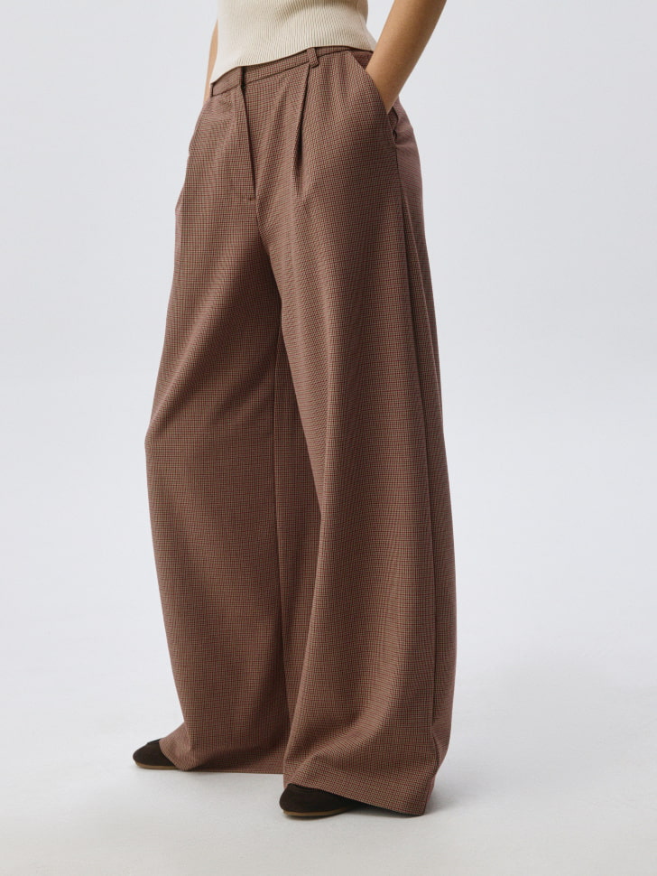 

Брюки wide leg из костюмной ткани