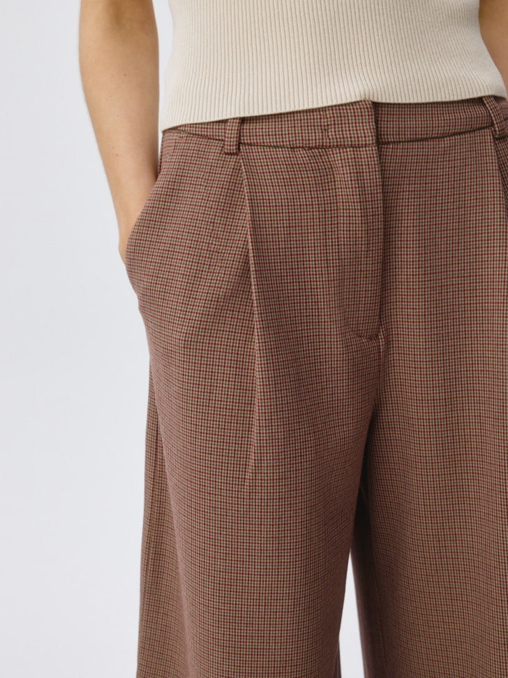 Брюки wide leg из костюмной ткани. Фото №2