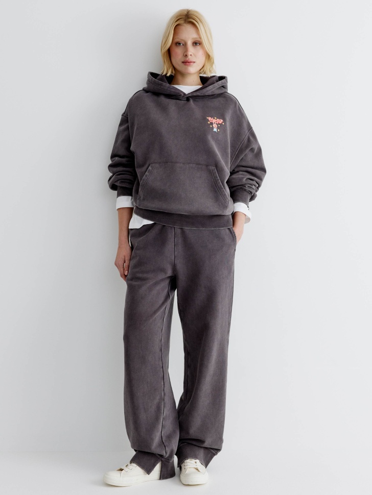 брюки с патчем  x союзмультфильм от бренда sela вид слева