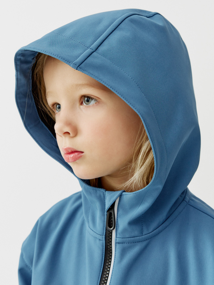 ветровка из softshell на флисе для мальчиков по цене 2799 руб вид справа