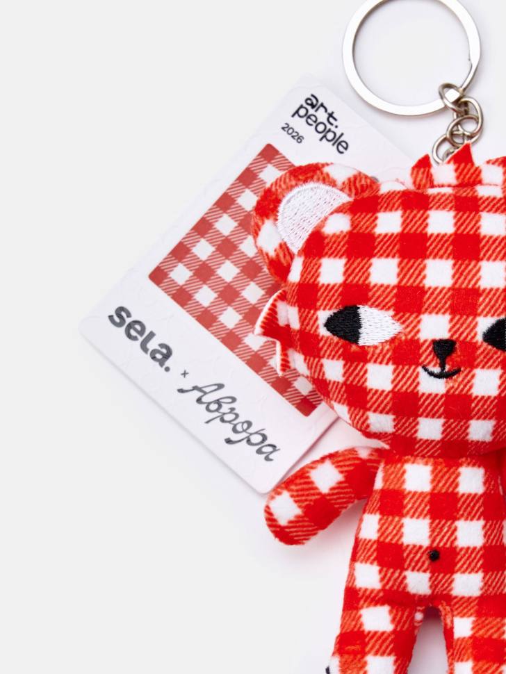 брелок «вигге» для детей из коллекции  х аврора от бренда sela вид слева