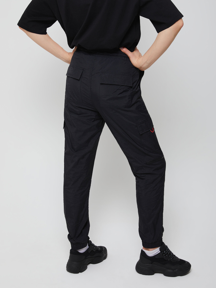 Нейлоновые брюки с накладными карманами (черный, L) от Sela