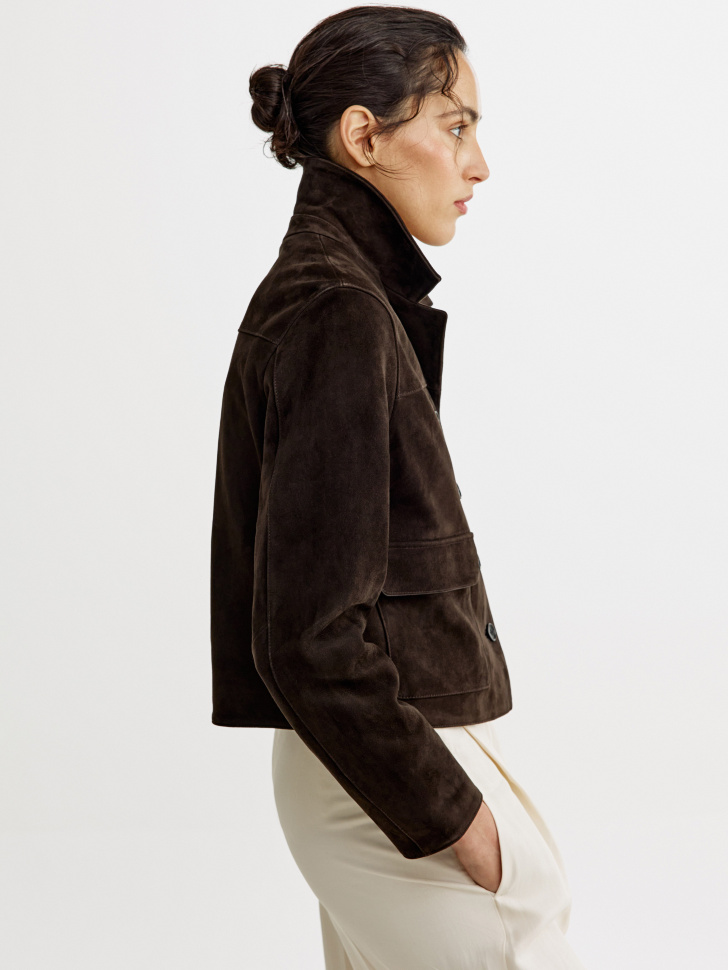 короткая куртка из натуральной замши премиум качества из россии вид сбоку