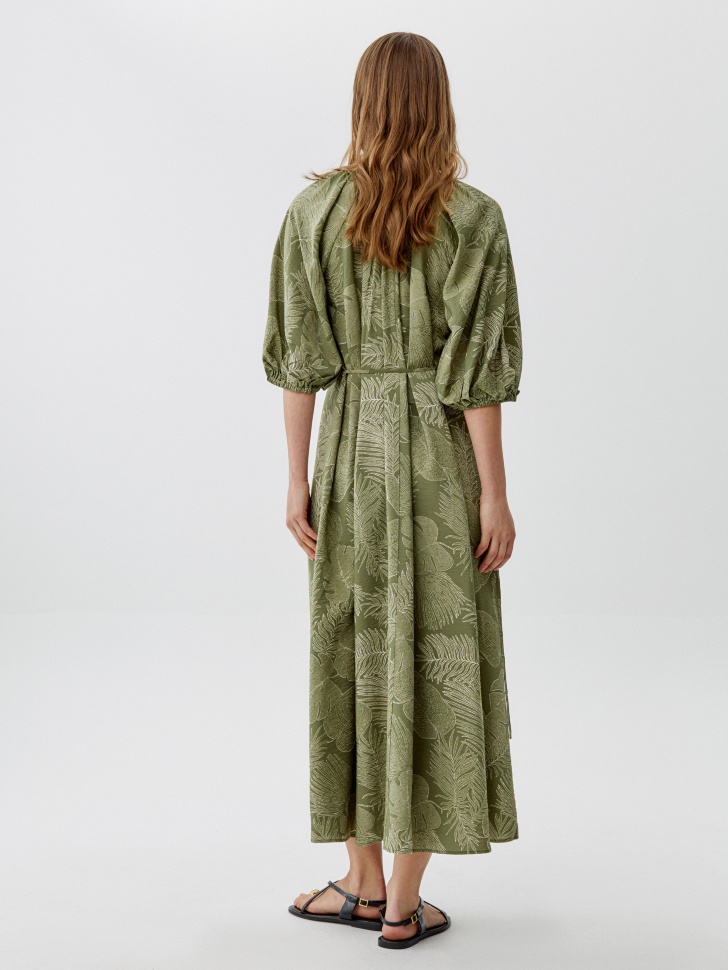 платье миди с объемными рукавами и поясом по цене 3999 руб вид справа