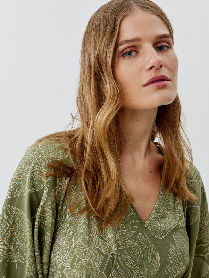 платье миди с объемными рукавами и поясом из россии вид сбоку