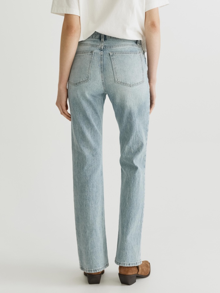 джинсы flared из россии вид сбоку