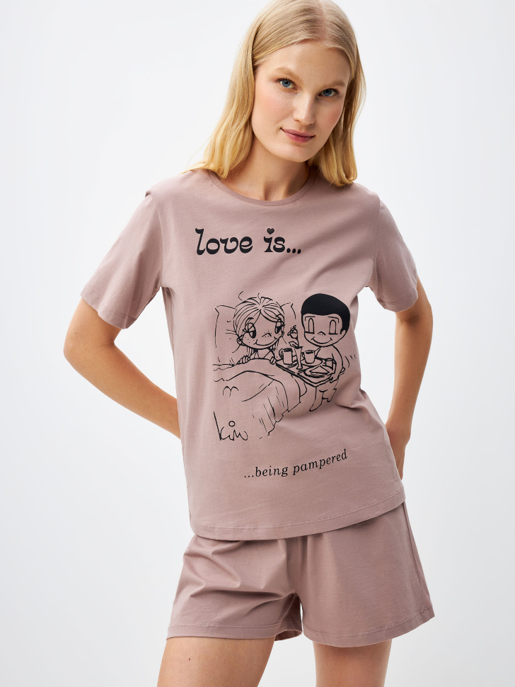 

Пижама с принтом Love is