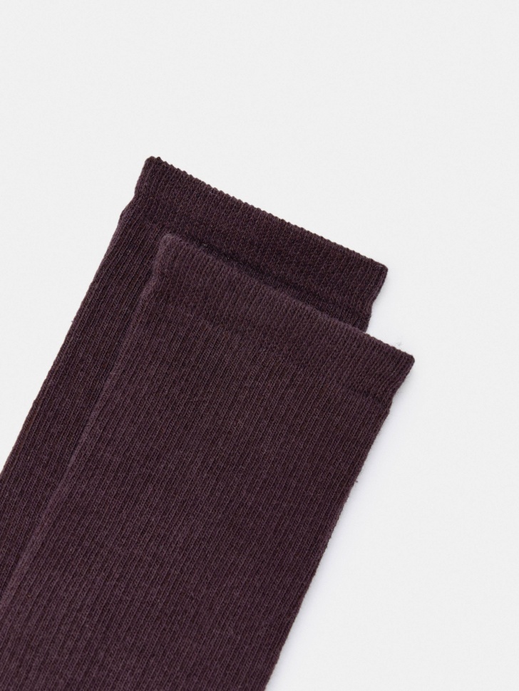 базовые носки в рубчик от бренда sela вид слева