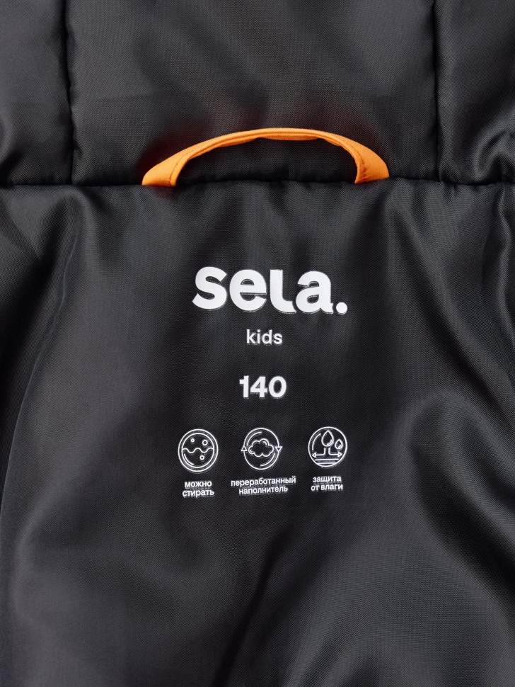 куртка с капюшоном для мальчиков из россии вид сбоку