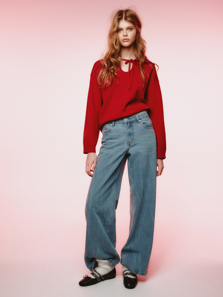 вязаный джемпер из линейки  young от бренда sela вид слева