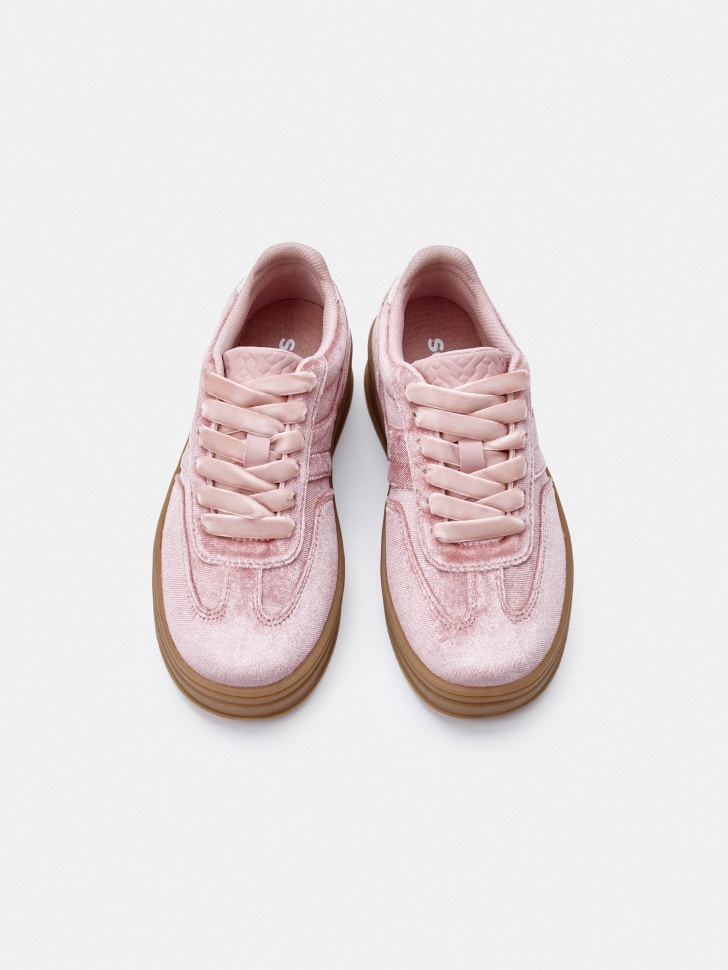 бархатные кеды на платформе для девочек из россии вид сбоку