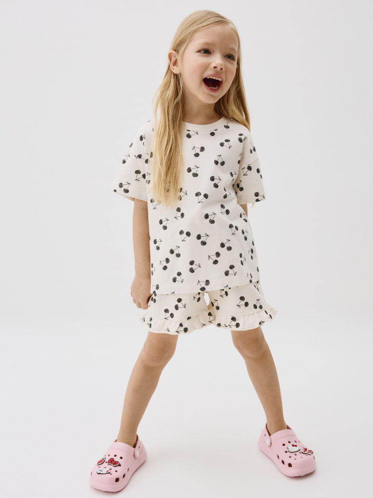 

Футболка с принтом для девочек