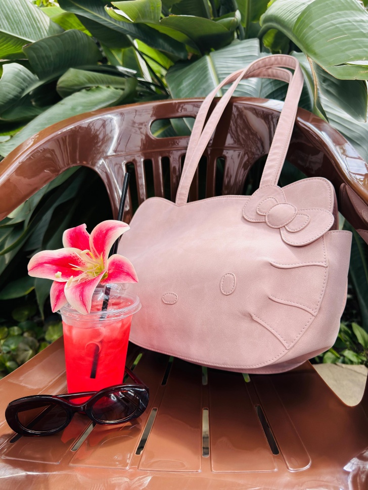 Сумка Hello Kitty из линейки SELA Young