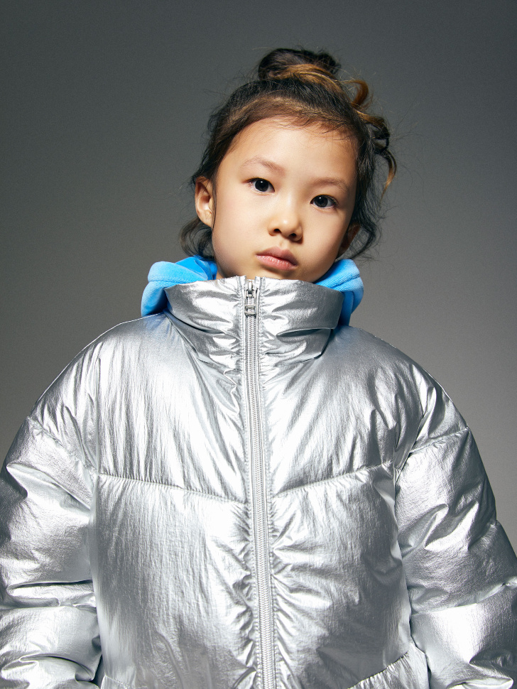 Дутая куртка «металлик» для девочек (серебро, 152/ 12-13 YEARS) от Sela