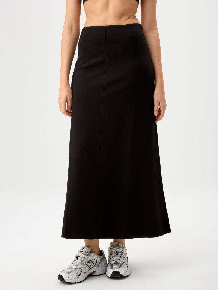 

Трикотажная юбка макси