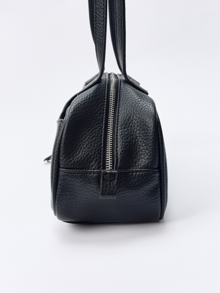 сумка из зернистой экокожи по цене 4599 руб вид справа