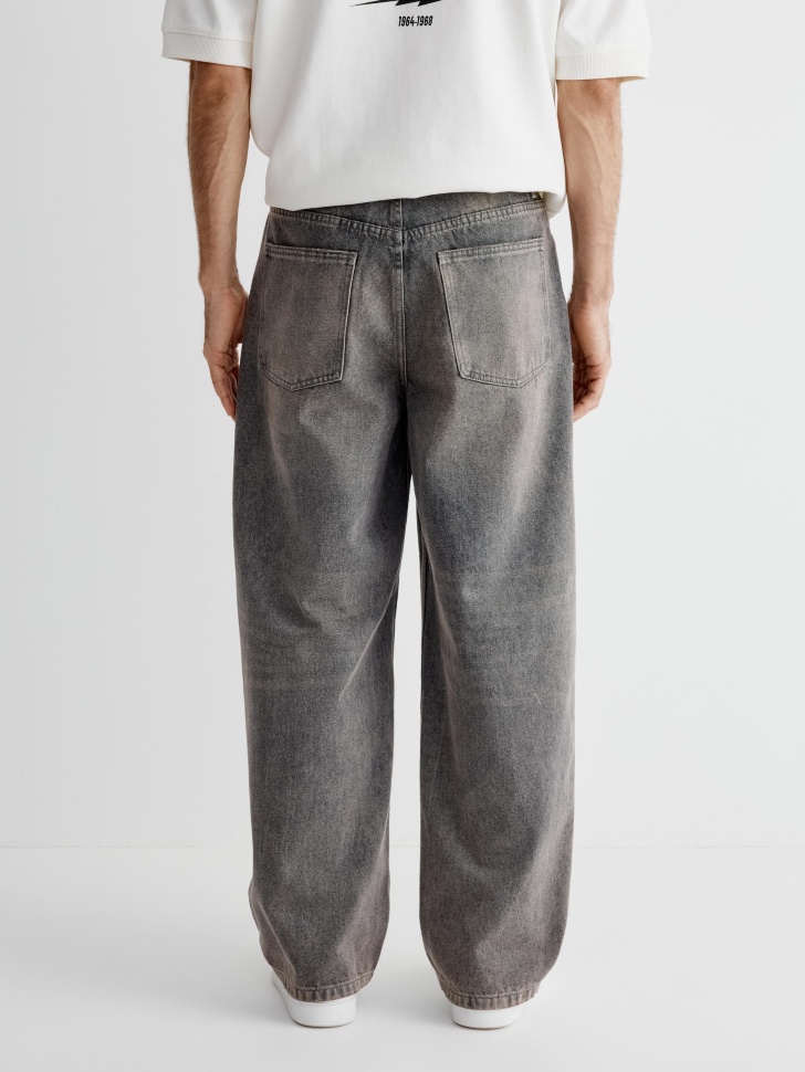 джинсы baggy fit со средней посадкой по цене 4299 руб вид справа