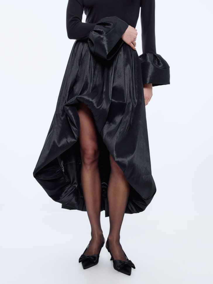 юбка-баллон из фактурной тафты 4610517068934 по акции