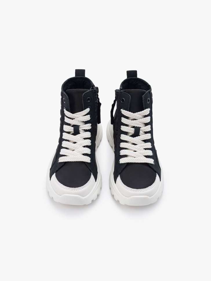 комбинированные ботинки для девочек от бренда sela вид слева