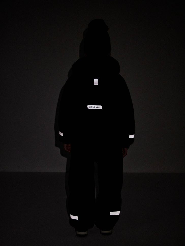 демисезонный комбинезон из технологичной мембранной ткани drytex® для мальчиков универсального стиля с лицевой стороны