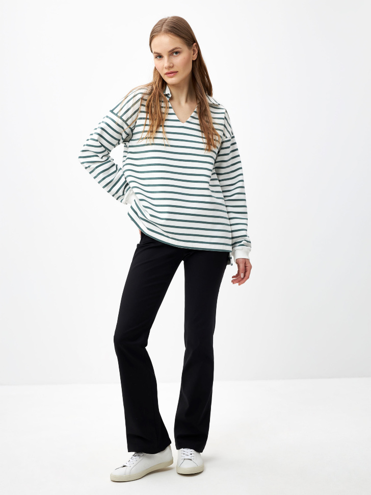 

Костюмные брюки с разрезами сзади