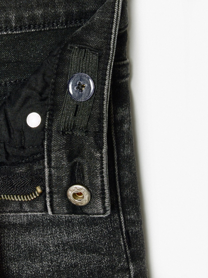 зауженные джинсы для мальчиков из россии вид сбоку