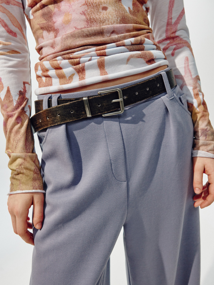 трикотажные брюки из линейки  young от бренда sela вид слева