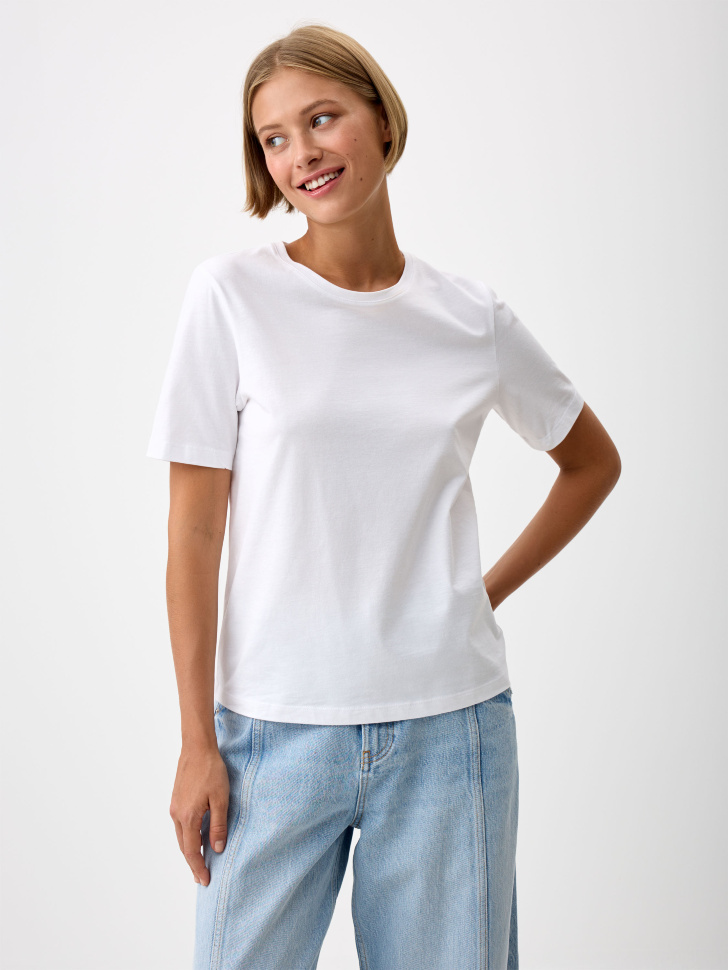 

Футболка MARY REGULAR FIT