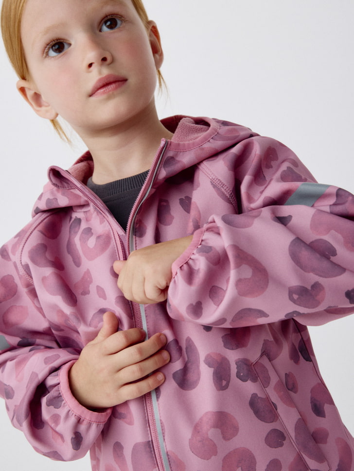 

Ветровка Softshell на флисе для девочек