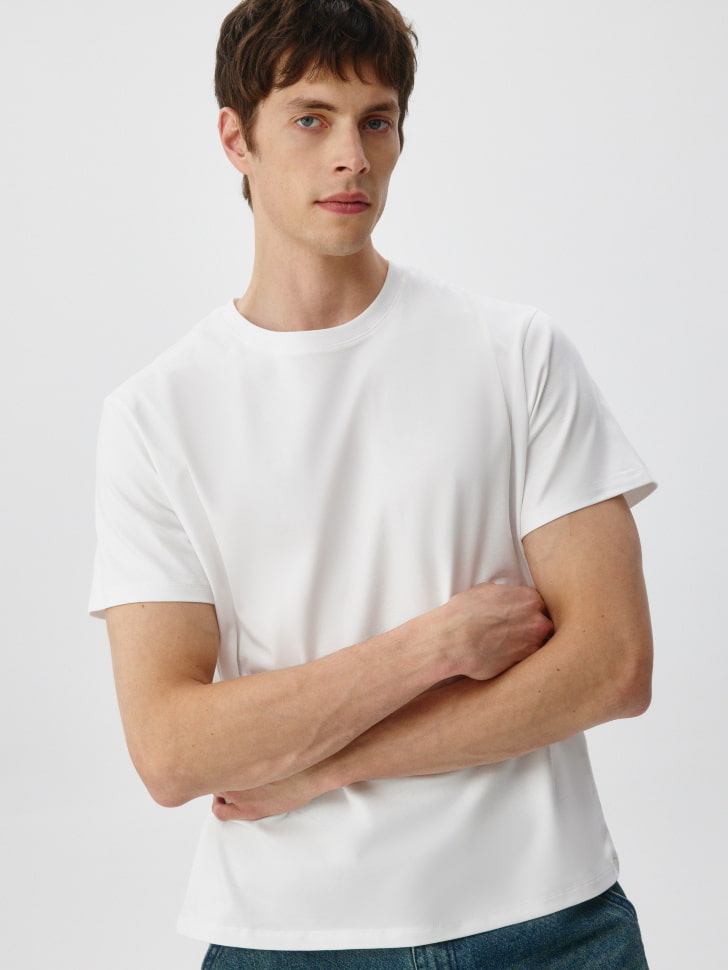 

Футболка SLIM FIT базовая