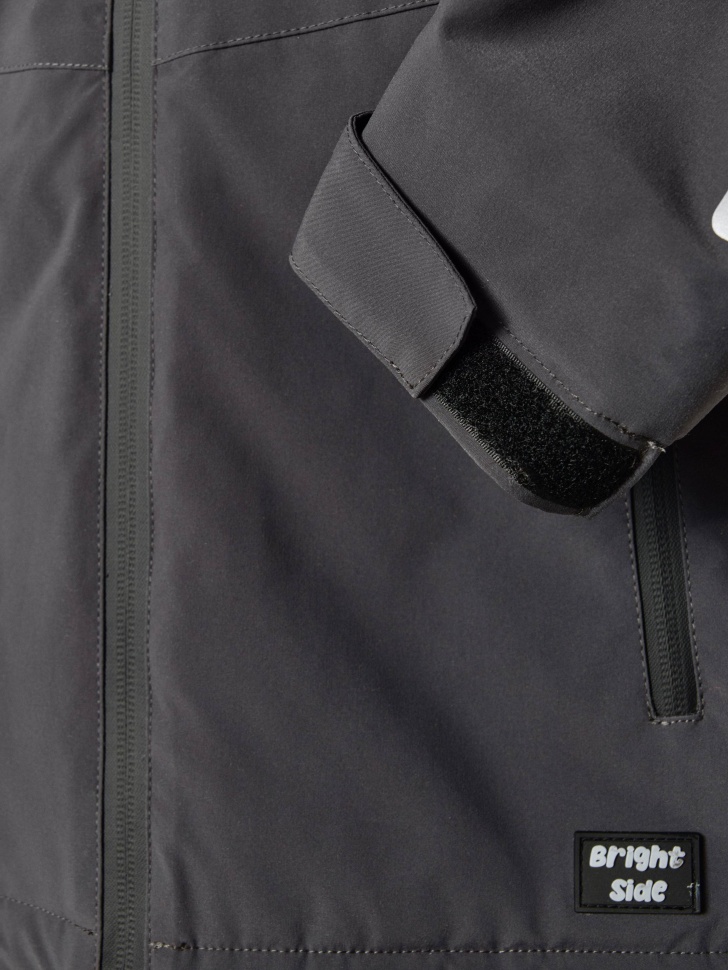 куртка с капюшоном для мальчиков по цене 3499 руб вид справа