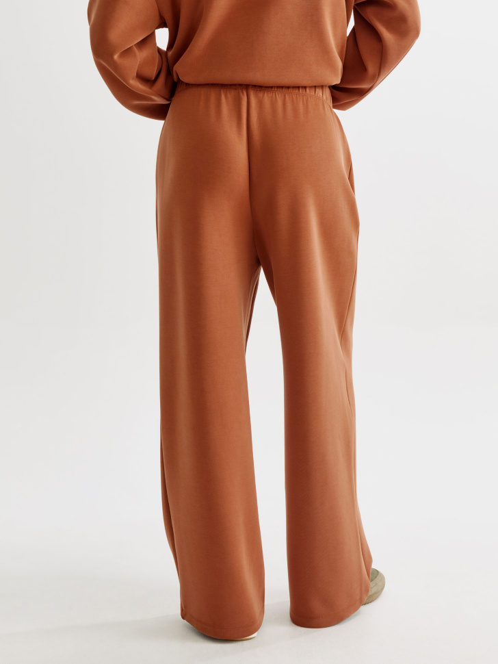 Товар с артикулом 4610517819949 вид сзади