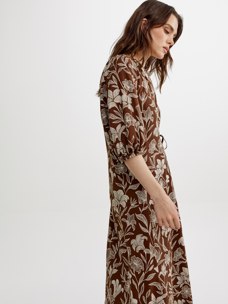 платье миди с объемными рукавами и поясом из россии вид сбоку