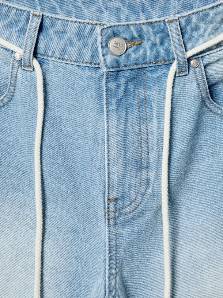 джинсовые шорты-бермуды из линейки  young от бренда sela вид слева