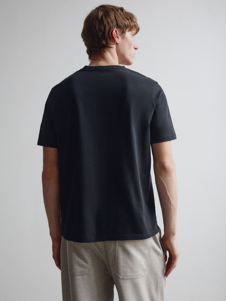 Товар с артикулом 4680798394985 вид сзади