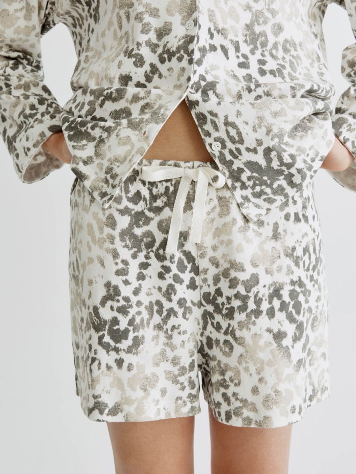 пижама с принтом из хлопка от бренда sela вид слева