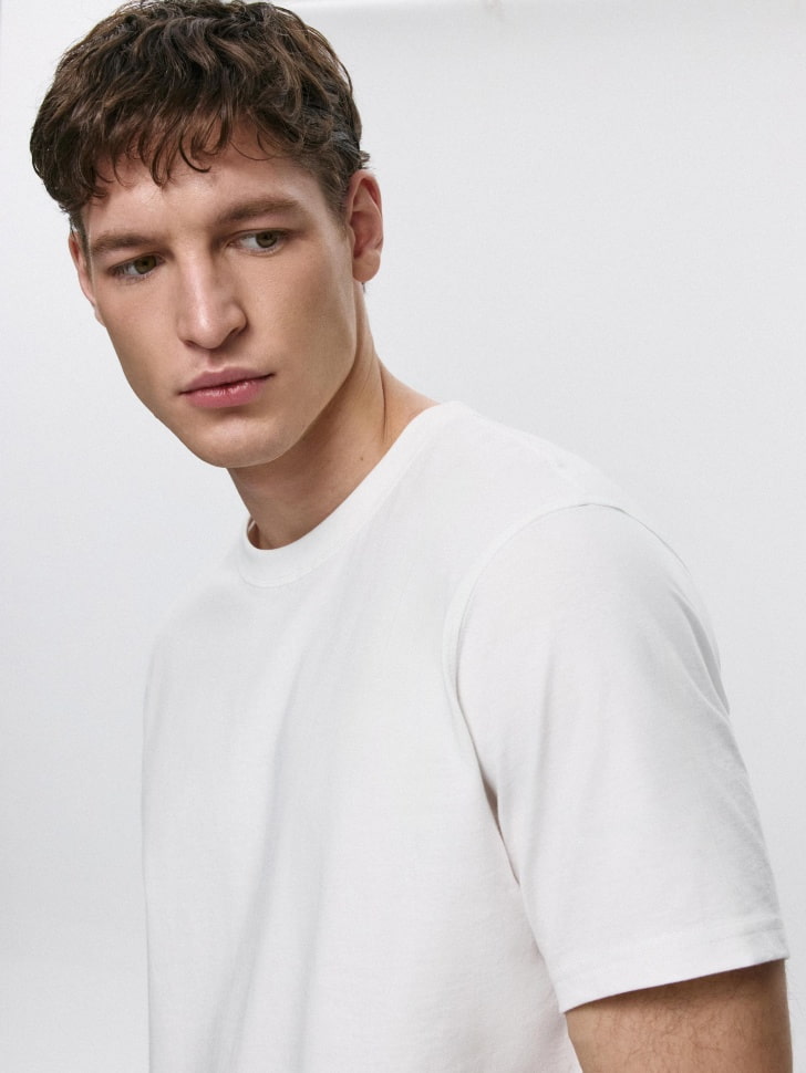 Футболка PETER REGULAR FIT базовая. Фото №4