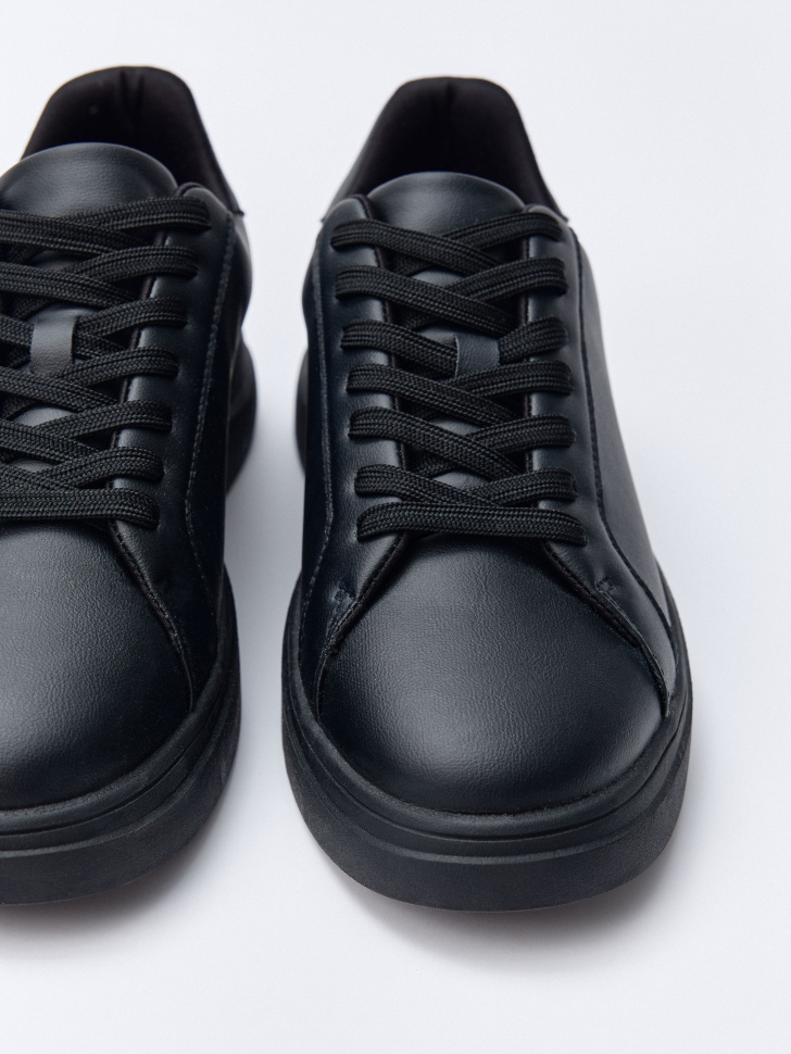 кеды на объемной подошве по цене 3999 руб вид справа