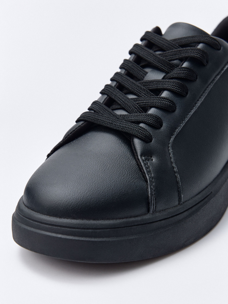 кеды на объемной подошве из кожи спереди