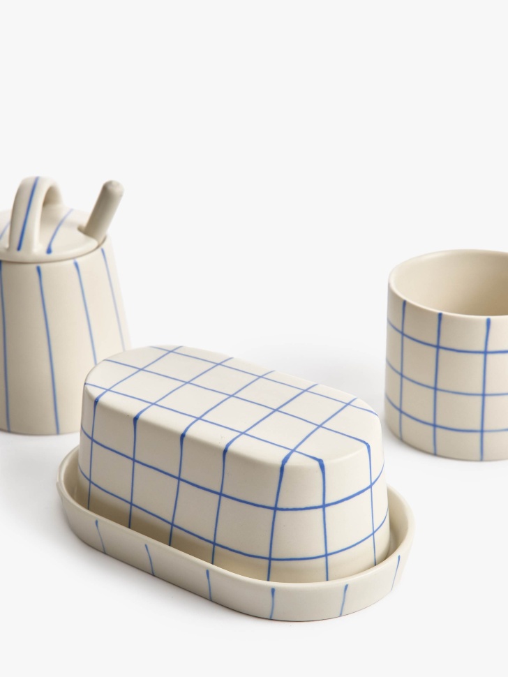 масленка из каменной керамики от бренда sela вид слева